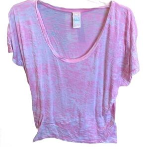 Freeloader pink tee size medium